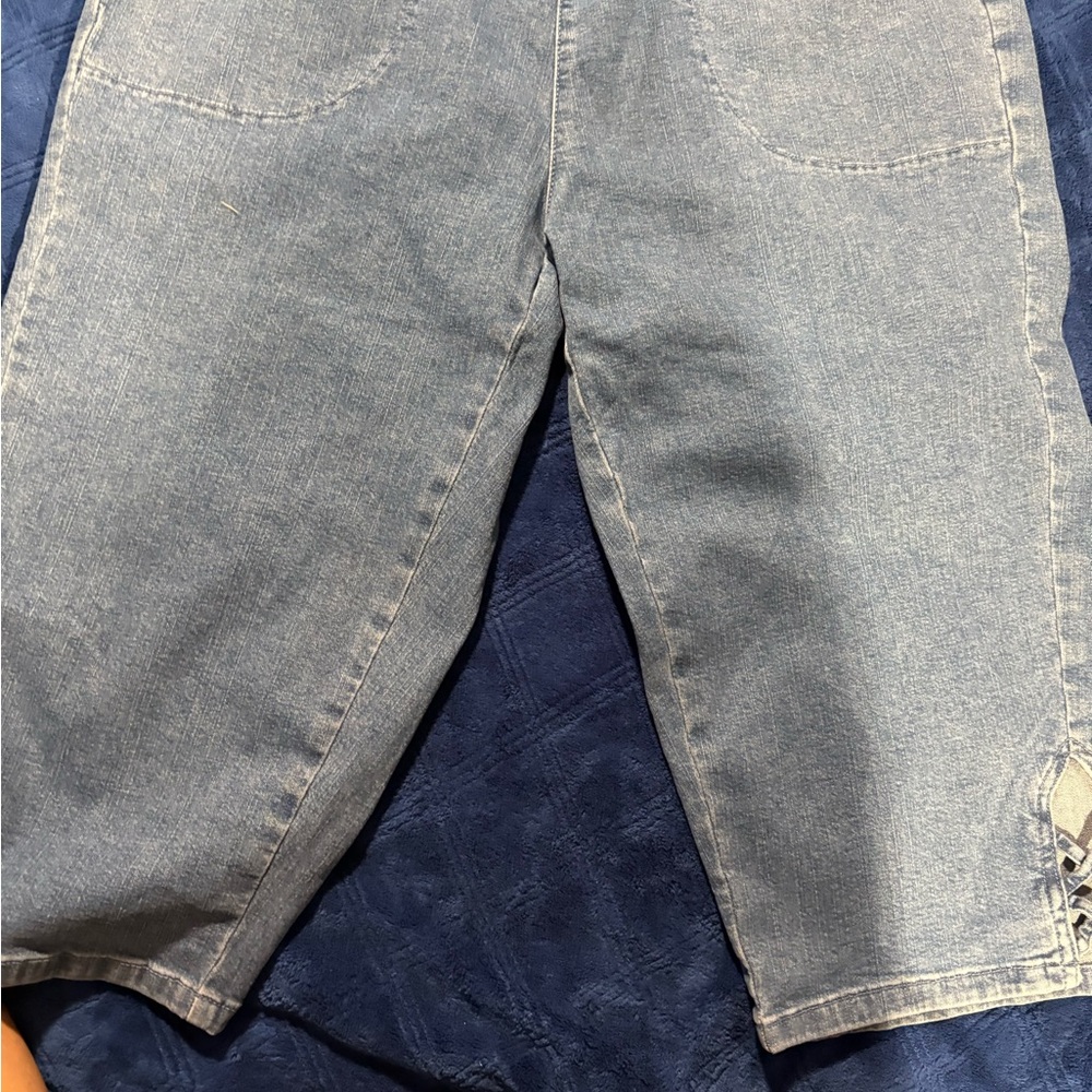 Casual Denim Capri Pants